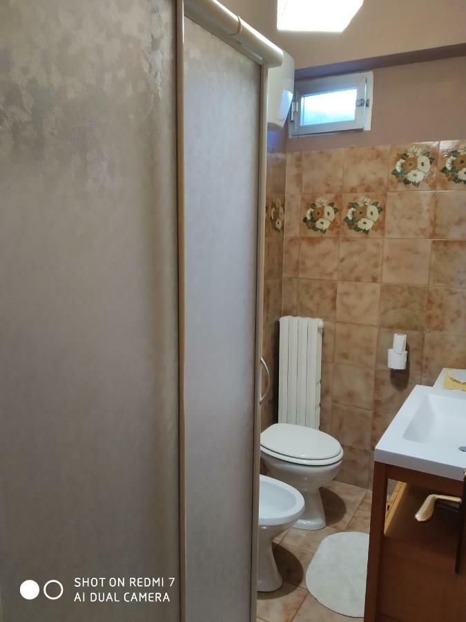 B&B Residenza Leonardo Falconara Marittima Exterior photo